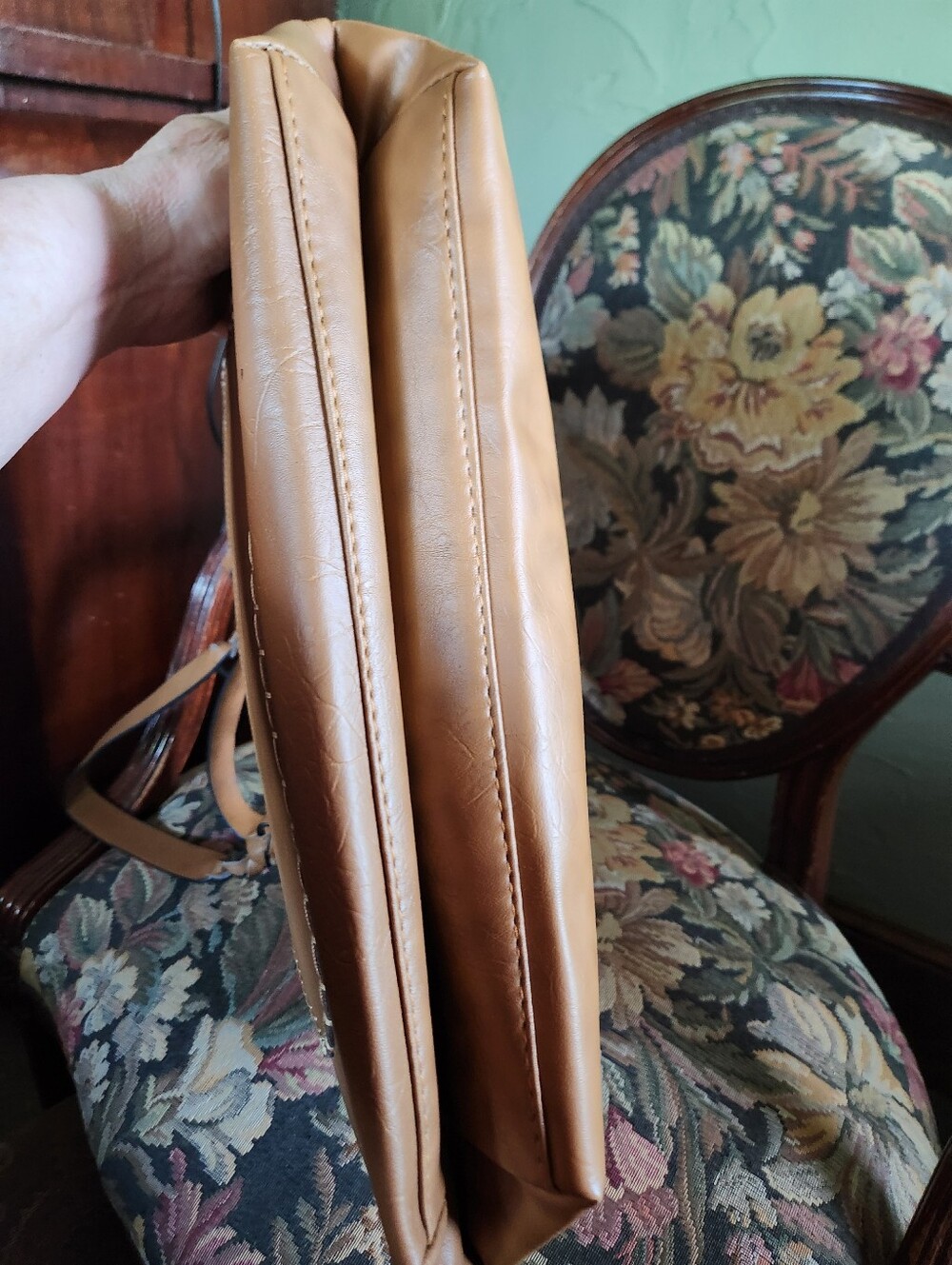 🔥WEIMEIBAIGE Tan Faux Leather Dbl Braided-Handle Tote w/Tassel Detail - Picture 5 of 8